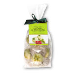 Pasta di Mandorla al Pistacchio ricoperta di cioccolato bianco | Pisti Shop